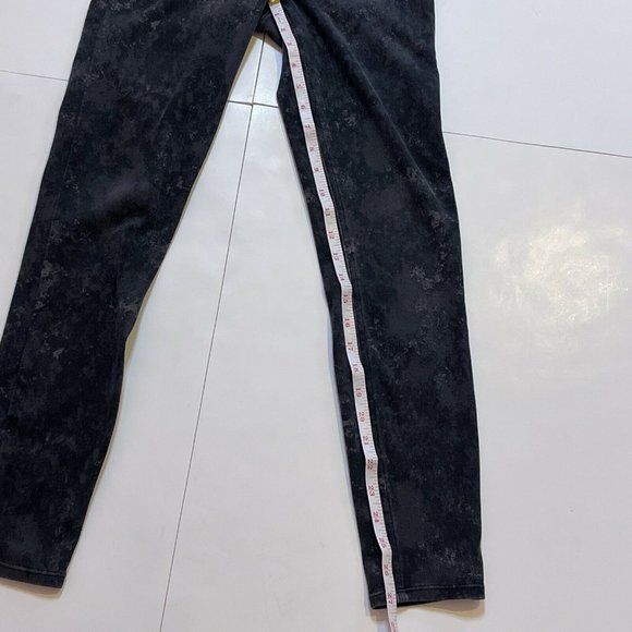 SPANX Women's Jean-Ish Ankle Legging in Gray/Black - Picture 7 of 10